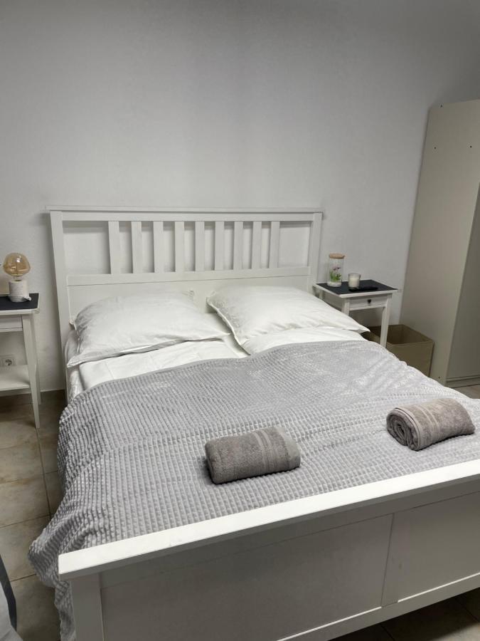 Sleepwell1 Cologne Exterior photo